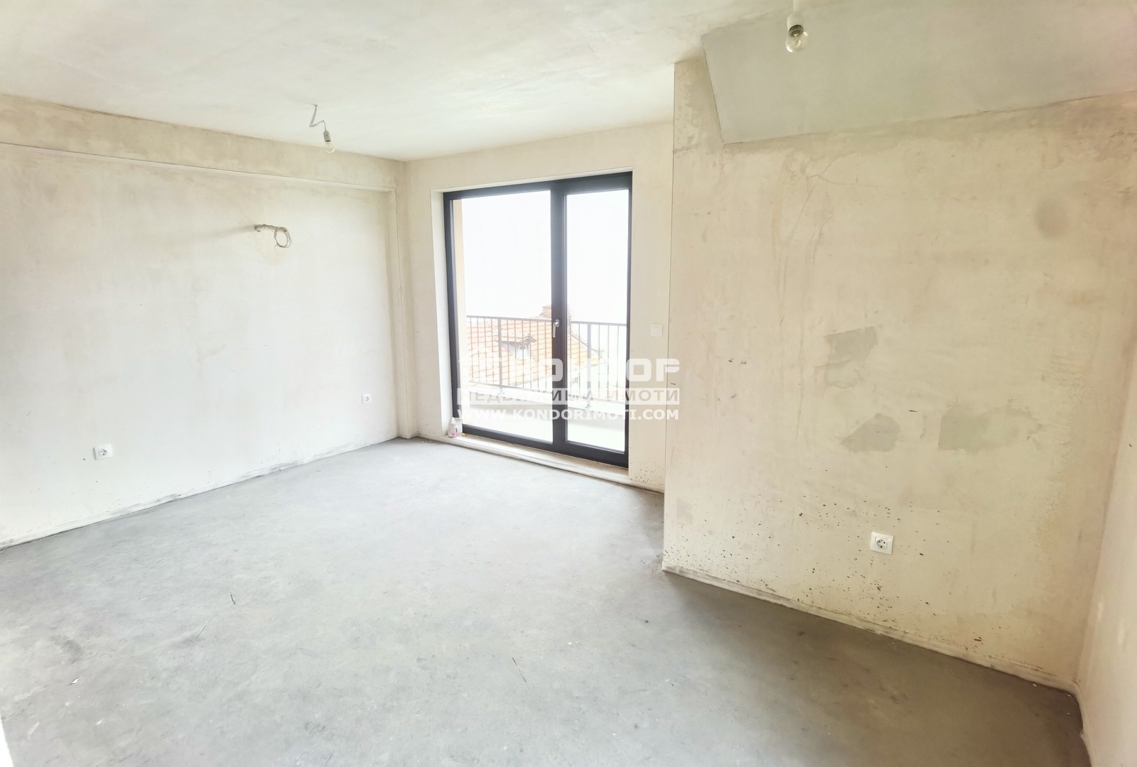 Продава 2-СТАЕН, гр. Пловдив, Център, снимка 2 - Апартаменти - 49956574