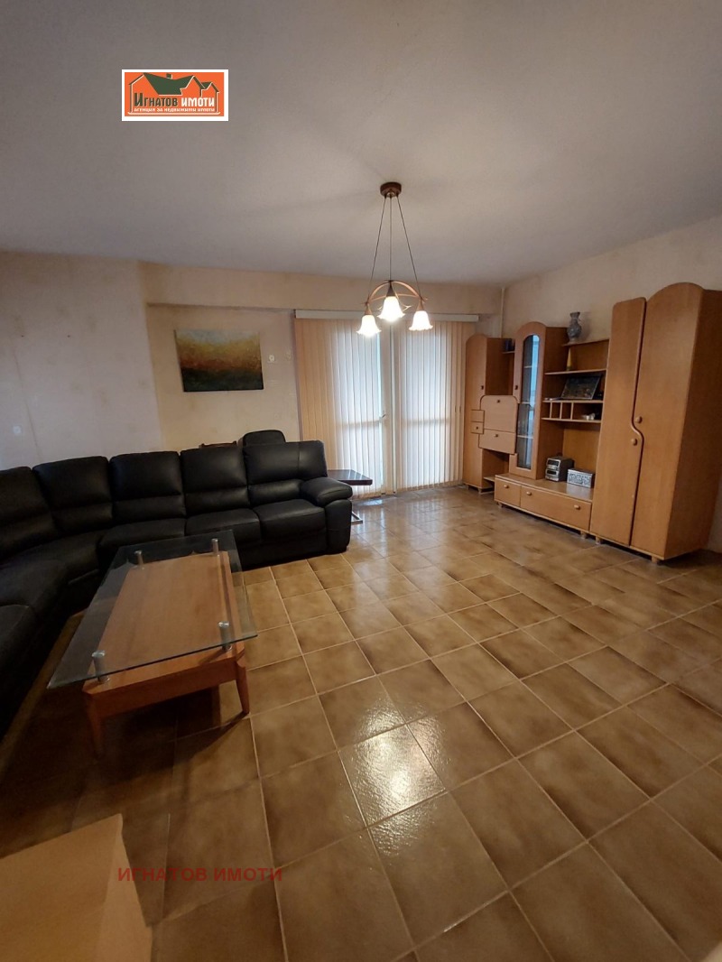 Продава 3-СТАЕН в град Пазарджик, Изток - 108 кв.м / 61 355.03 € » 120 000 лв., ИГНАТОВ ИМОТИ