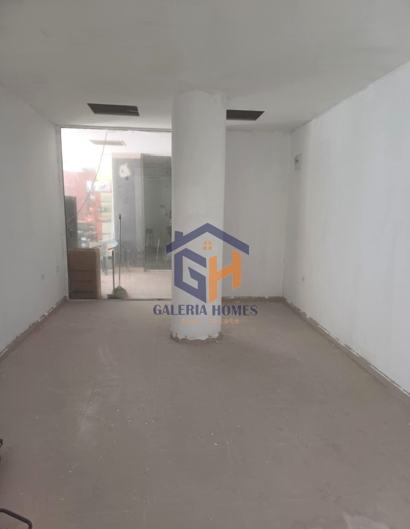 Продава МАГАЗИН в град Бургас, Меден рудник - зона В - 24 кв.м / 17 900 € » 35 009.36 лв., ГАЛЕРИЯ ХОУМС