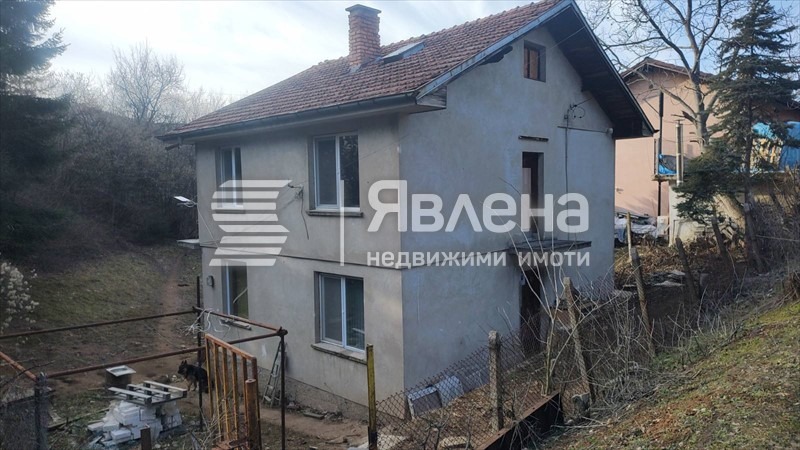 Продава КЪЩА, с. Студена, област Перник, снимка 1 - Къщи - 49185768