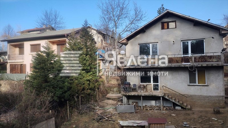 Продава КЪЩА, с. Студена, област Перник, снимка 15 - Къщи - 49185768