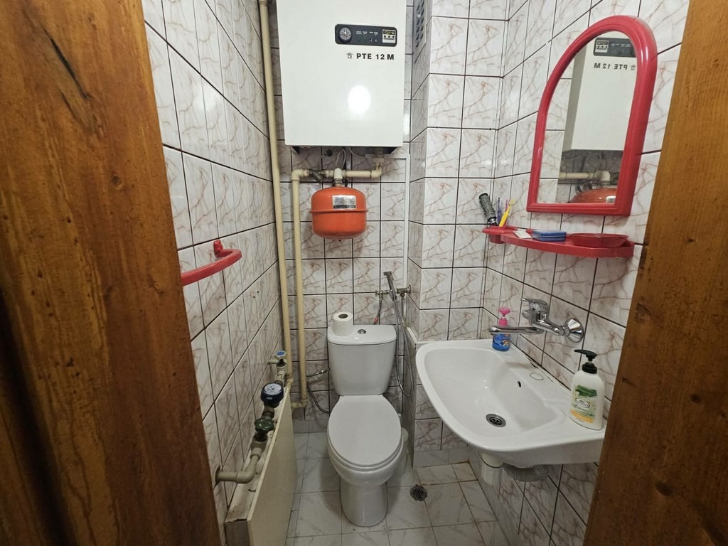 Продава 3-СТАЕН, гр. Кърджали, Център, снимка 15 - Апартаменти - 55745923
