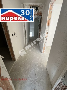 1 quarto Kolhozen pazar, Varna 8