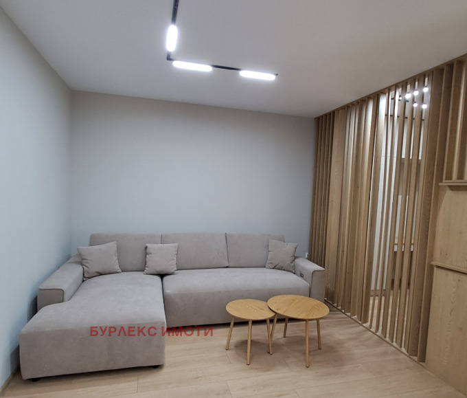 Продава 1-СТАЕН, гр. Варна, Централна поща, снимка 2 - Апартаменти - 55655895