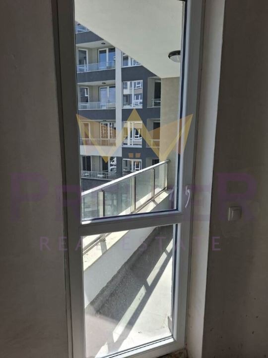 Продава 2-СТАЕН, гр. Бургас, област Бургас, снимка 2 - Апартаменти - 51920232