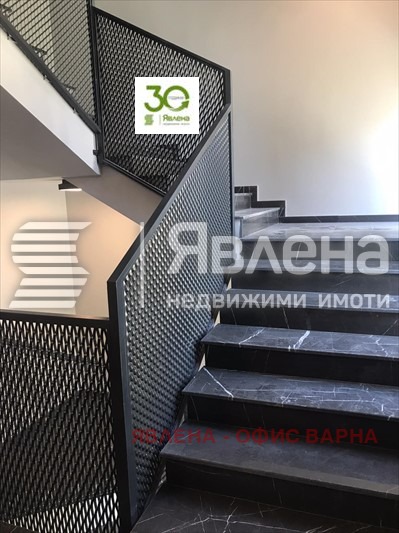 Продава 4-СТАЕН, гр. Варна, к.к. Св.Св. Константин и Елена, снимка 2 - Aпартаменти - 48161489