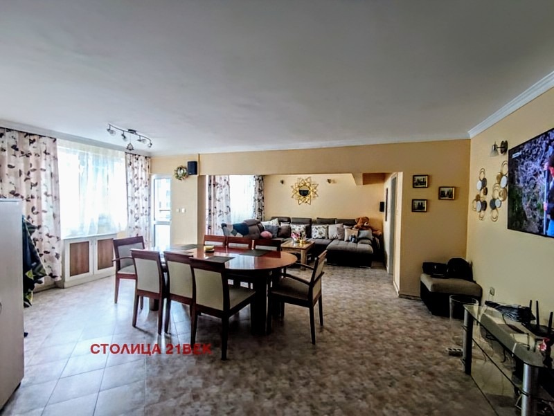 À venda  3 quartos Sofia , Lagera , 131 m² | 11832465