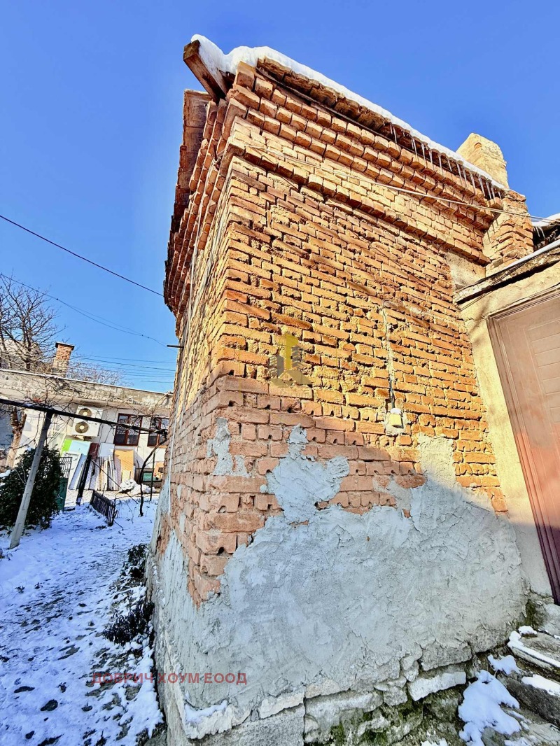 Продава КЪЩА, гр. Добрич, Център