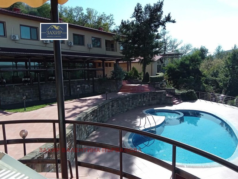 Продава ХОТЕЛ, гр. Ловеч, Вароша, снимка 7 - Хотели - 53434397