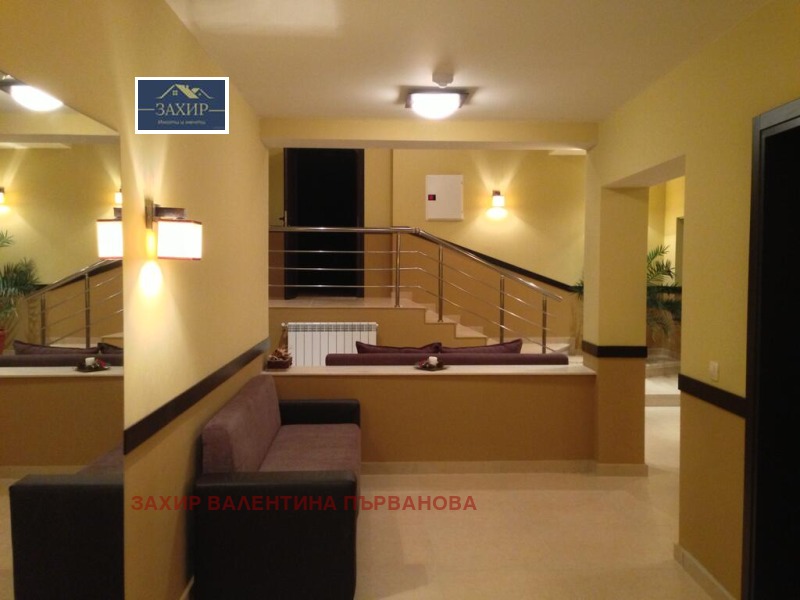 Продава ХОТЕЛ, гр. Ловеч, Вароша, снимка 11 - Хотели - 53434397