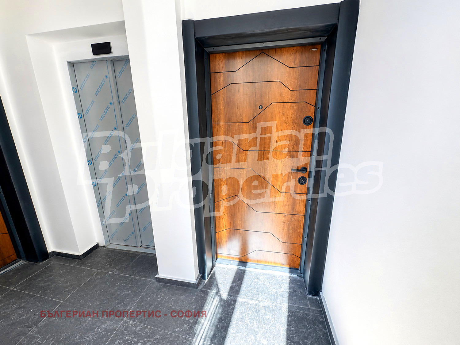 Продава 4-СТАЕН, гр. София, Редута, снимка 3 - Апартаменти - 55902077