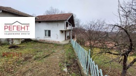 Продажба на имоти в с. Гарван, област Габрово - изображение 3 
