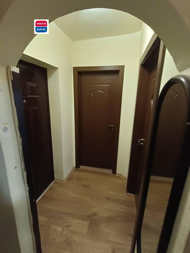 Продава 2-СТАЕН, гр. Бургас, Възраждане, снимка 5 - Апартаменти - 54642739