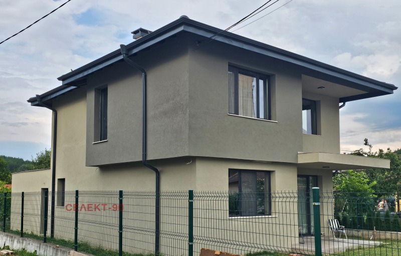 Продава  Къща град Перник , Изток , 200 кв.м | 31727602 - изображение [4]