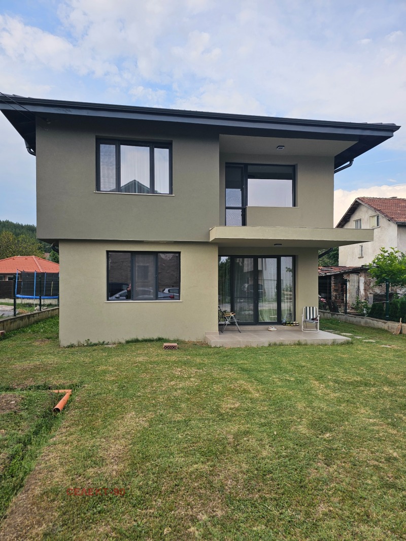 Продава  Къща град Перник , Изток , 200 кв.м | 31727602 - изображение [3]