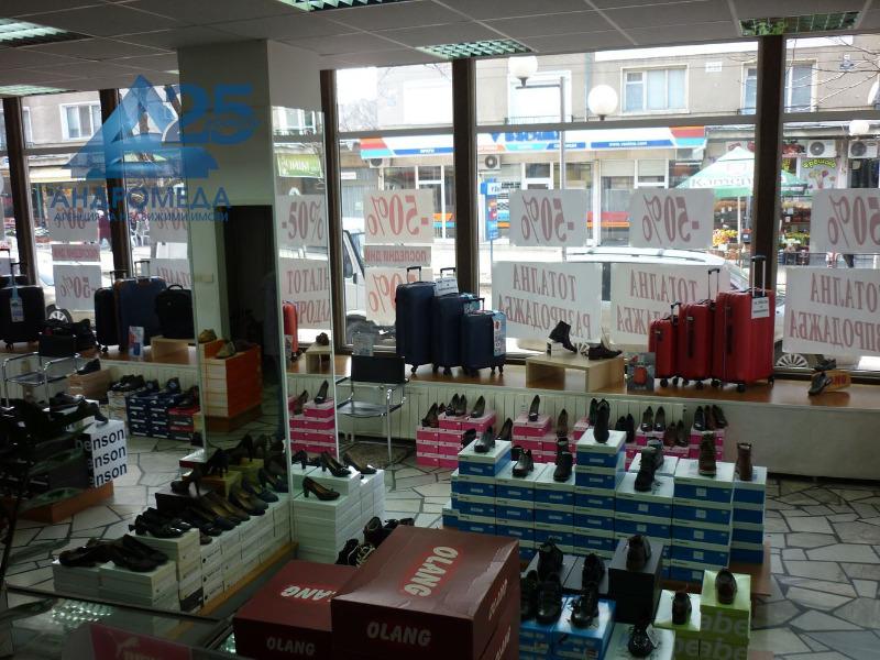 Продава  Магазин град Плевен , Идеален център , 313 кв.м | 71316739 - изображение [12]