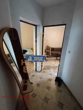 1 chambre Kolhozen pazar, Varna 7