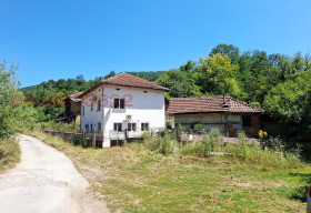 КЪЩА, 150 m2