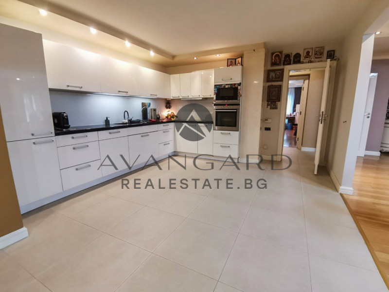 Продава 4-СТАЕН, гр. Пловдив, Кършияка, снимка 5 - Апартаменти - 47132206