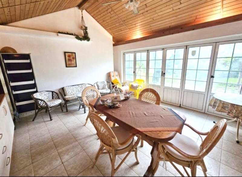 Продава КЪЩА, гр. Балчик, област Добрич, снимка 8 - Къщи - 52116571