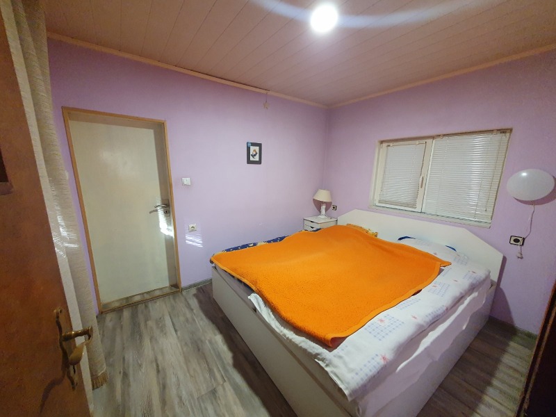 Продава КЪЩА, с. Горно Сахране, област Стара Загора, снимка 3 - Къщи - 52221278