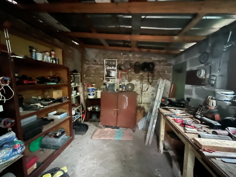 Продава КЪЩА, с. Горно Сахране, област Стара Загора, снимка 14 - Къщи - 52221278