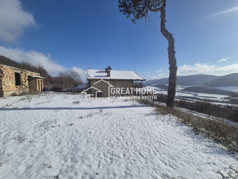 Продава ВИЛА, с. Лиляк, област Търговище, снимка 8 - Вили - 53164361