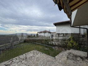 Hus Rogachevo, region Dobrich 15