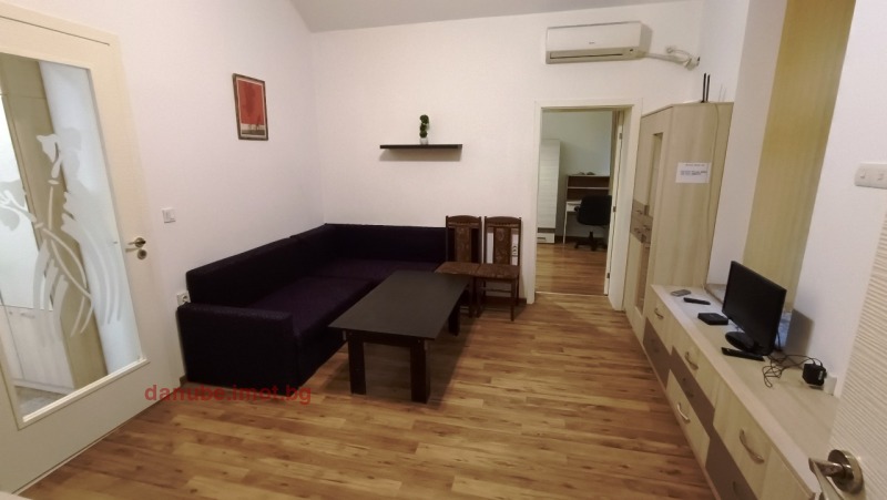 Satılık  1 yatak odası Ruse , Centar , 50 metrekare | 97577171 - görüntü [2]