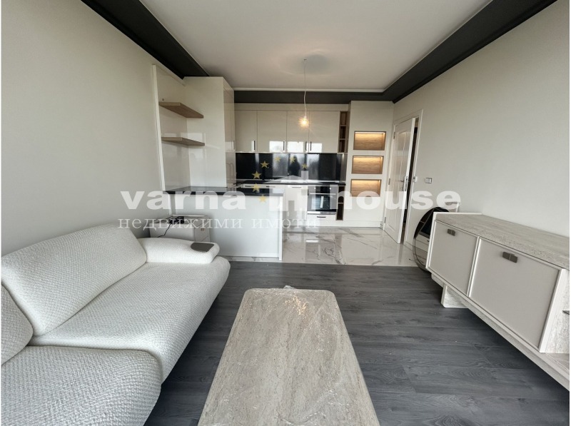 Продава 3-СТАЕН в град Варна, Изгрев - 72 кв.м / 218 900 € » 428 131.19 лв., ВАРНА ХАУС 2012