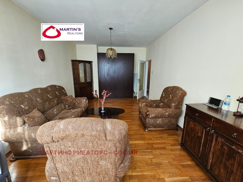 De vânzare  1 dormitor Sofia , Slatina , 63 mp | 79741300