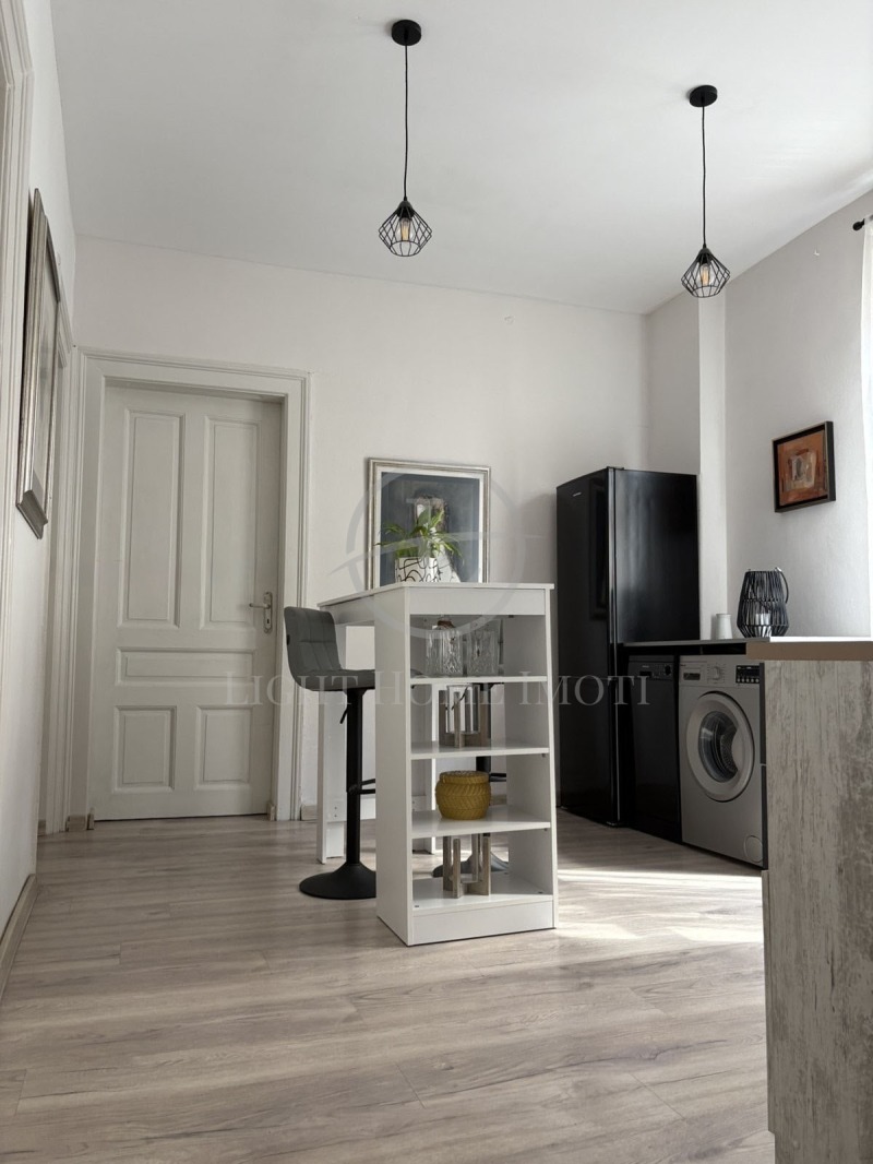 De vânzare  Etajul casei Plovdiv , Țentâr , 140 mp | 28254232 - imagine [4]