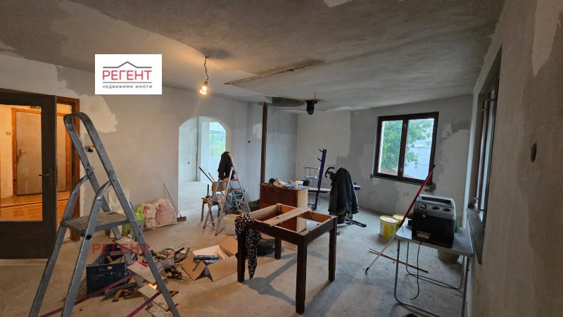 Продава ЕТАЖ ОТ КЪЩА, гр. Севлиево, област Габрово, снимка 2 - Етаж от къща - 52162676