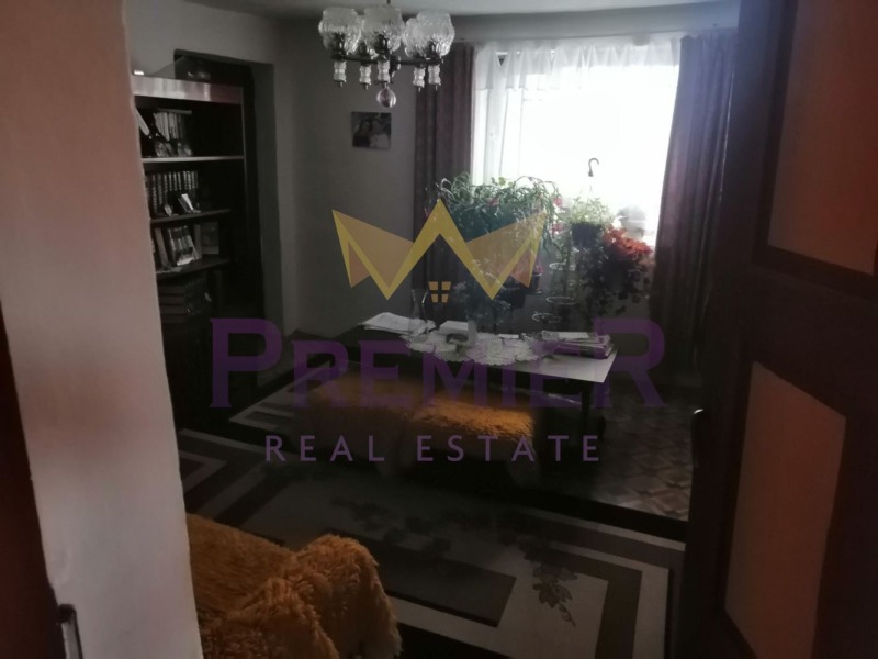 Продава КЪЩА, с. Преспа, област Добрич, снимка 3 - Къщи - 49309874