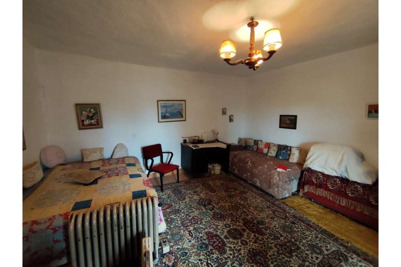 Продава КЪЩА, с. Пчеларово, област Добрич, снимка 11 - Къщи - 53273942