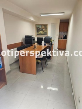 Продава офис град Пловдив Кършияка - [1] 