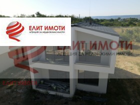 Продава Къща