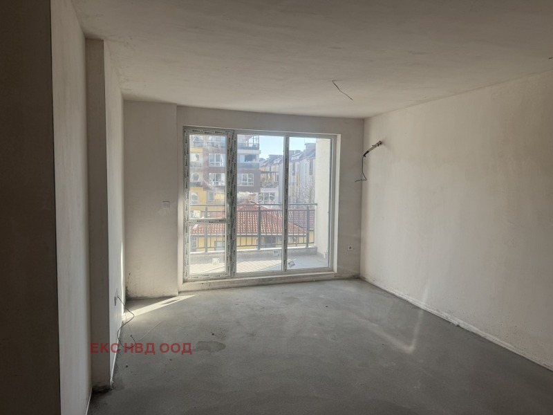 Продава  3-стаен, град Пловдив, Христо Смирненски •  130 000 EUR • ID 47564852 — holmes.bg - [1] 