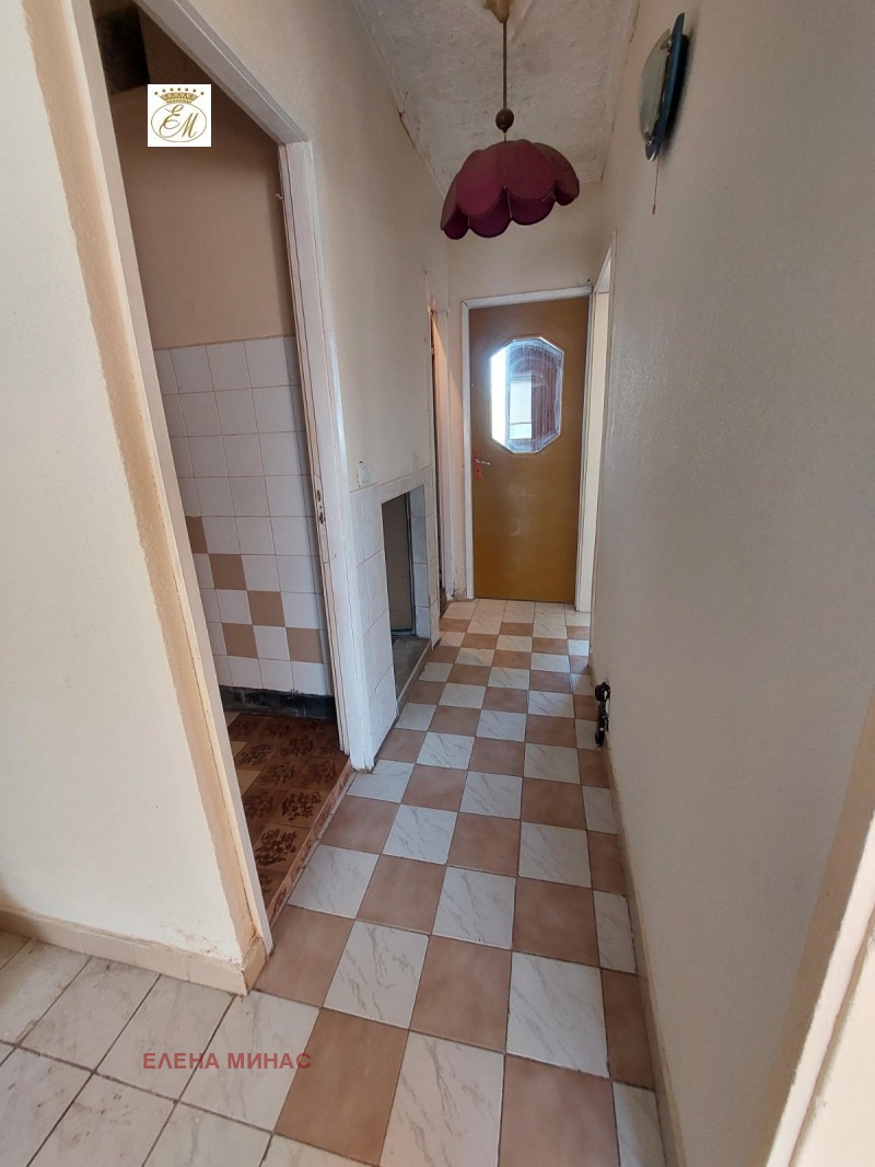 Продава 3-СТАЕН, гр. Шумен, Боян Българанов 1, снимка 6 - Апартаменти - 53154248