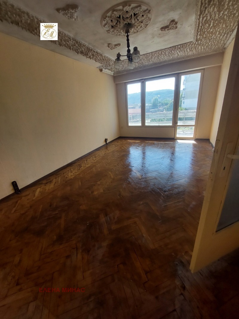 Продава 3-СТАЕН, гр. Шумен, Боян Българанов 1, снимка 2 - Апартаменти - 53154248