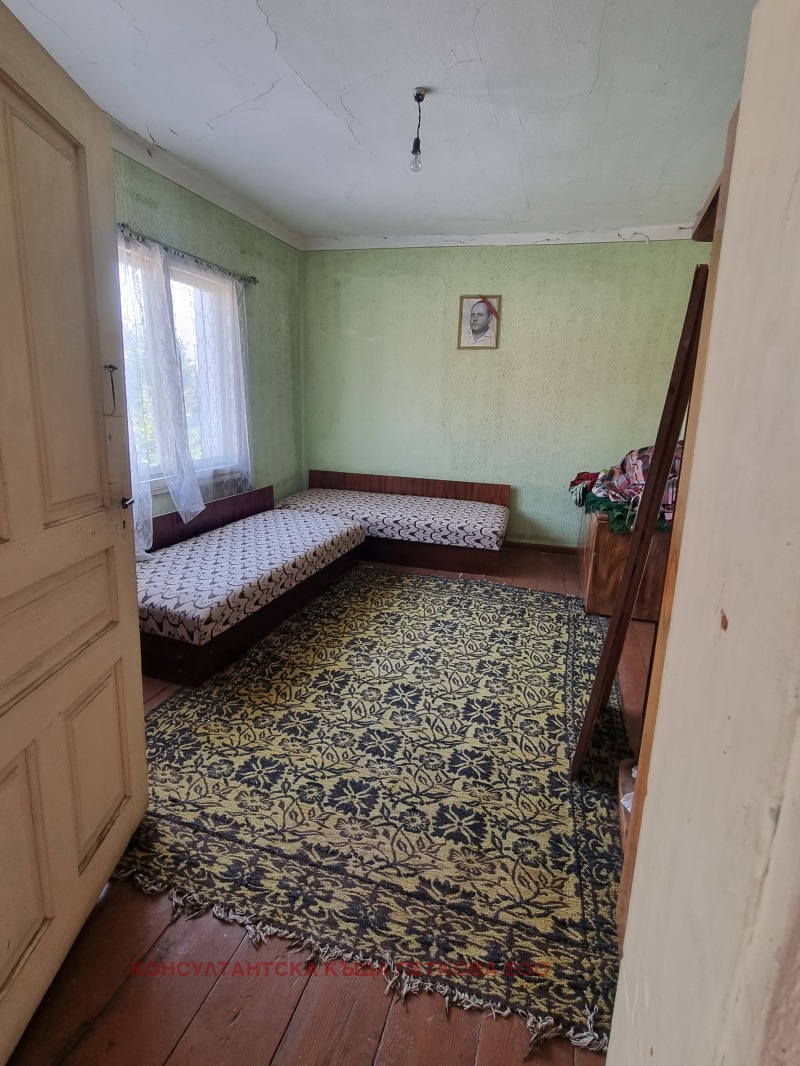 Продава КЪЩА, с. Лисец, област Ловеч, снимка 8 - Къщи - 47181830