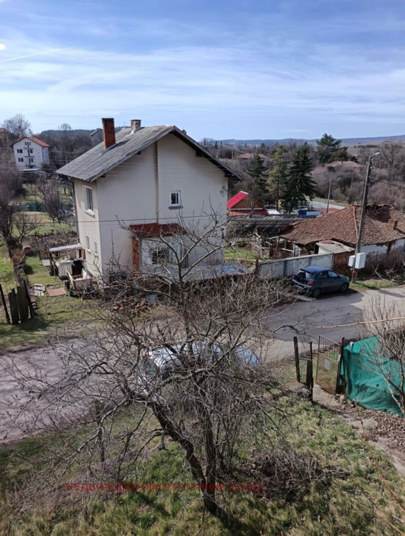 Продава  Къща област Перник , с. Велковци , 210 кв.м | 69831856 - изображение [3]