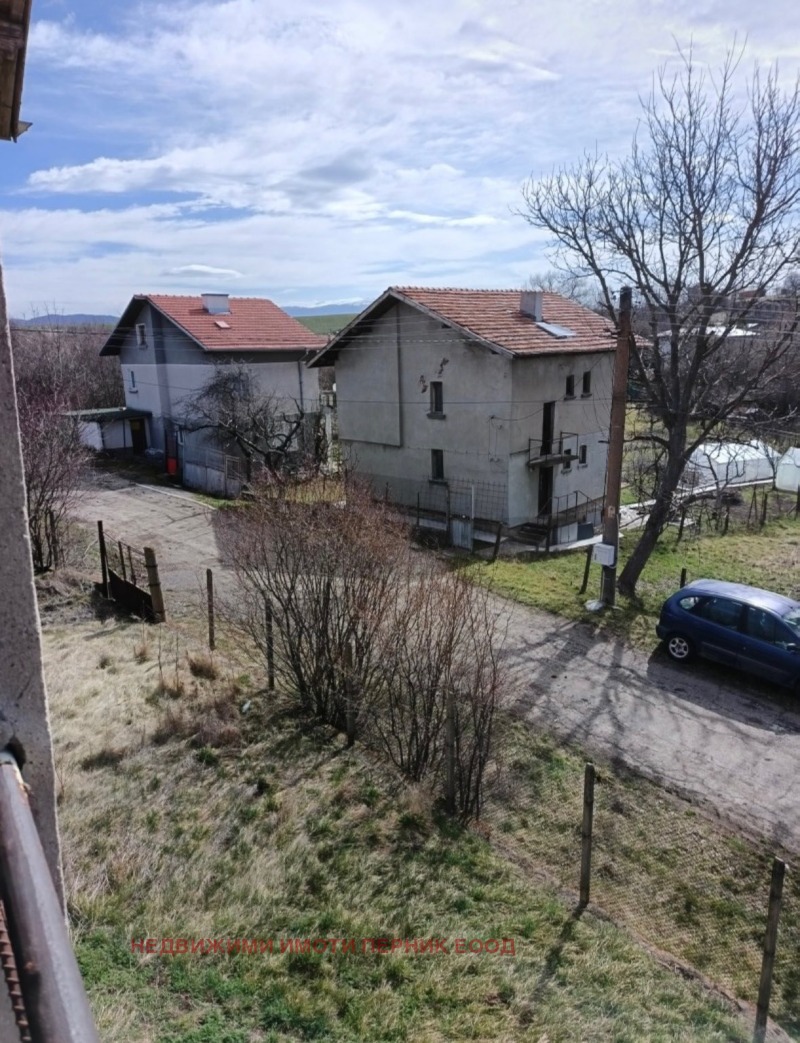Продава  Къща област Перник , с. Велковци , 210 кв.м | 69831856 - изображение [2]