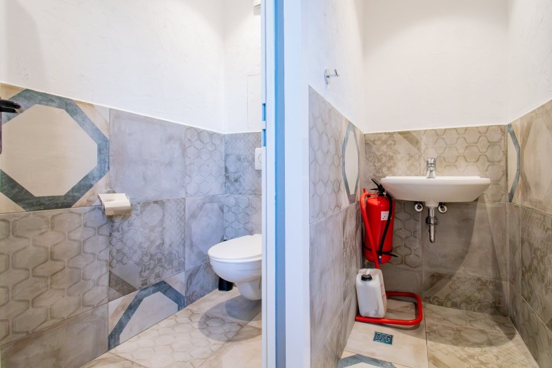 Продава МАГАЗИН, гр. София, Редута, снимка 8 - Магазини - 53193994