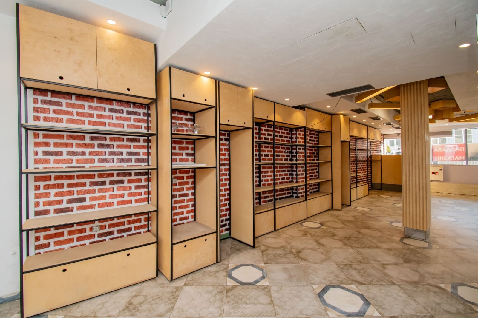 Продава МАГАЗИН, гр. София, Редута