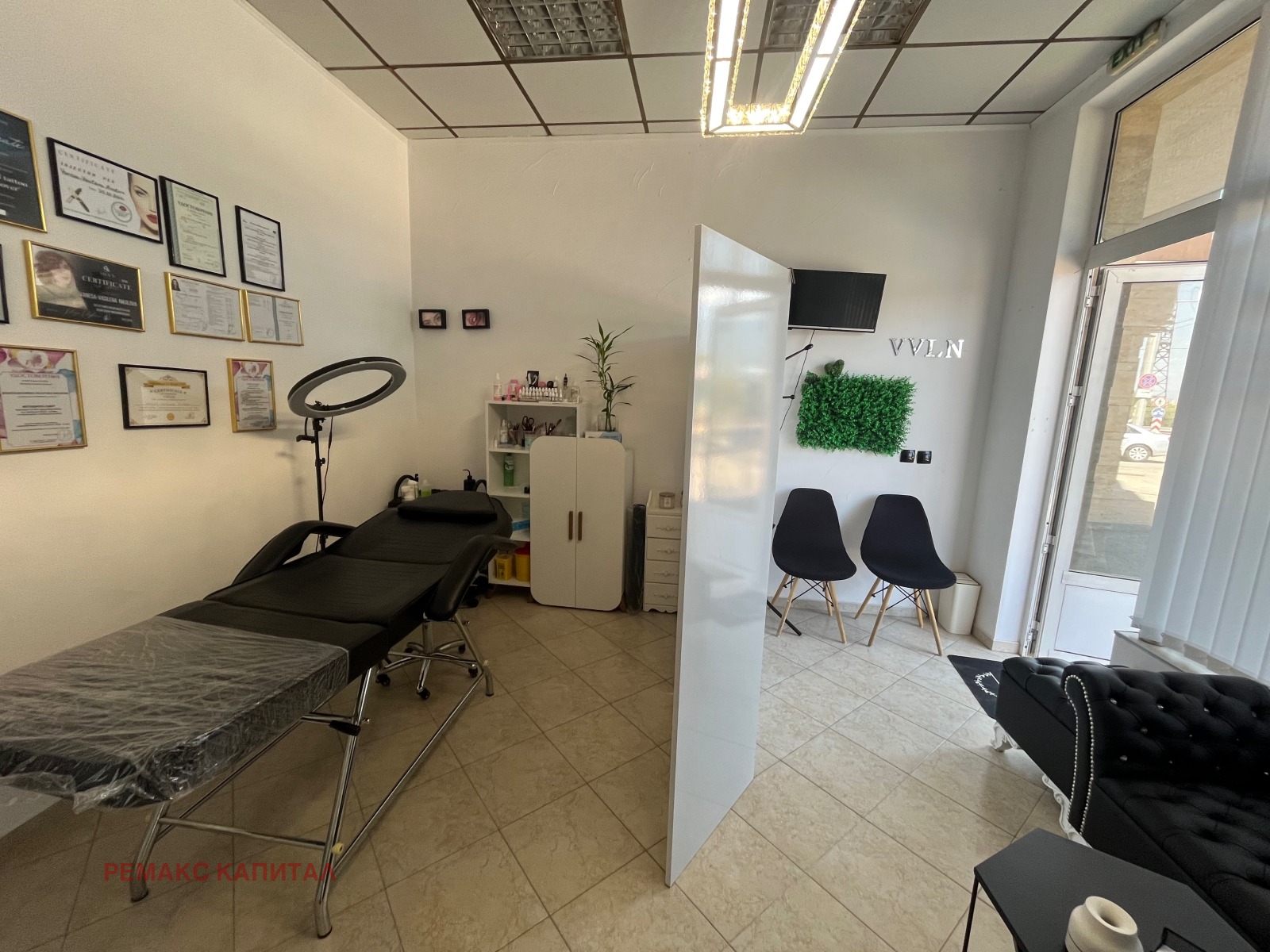 Продава  Магазин град София , Младост 2 , 19 кв.м | 40171433