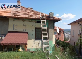 Casa Tsentar, Gabrovo 6