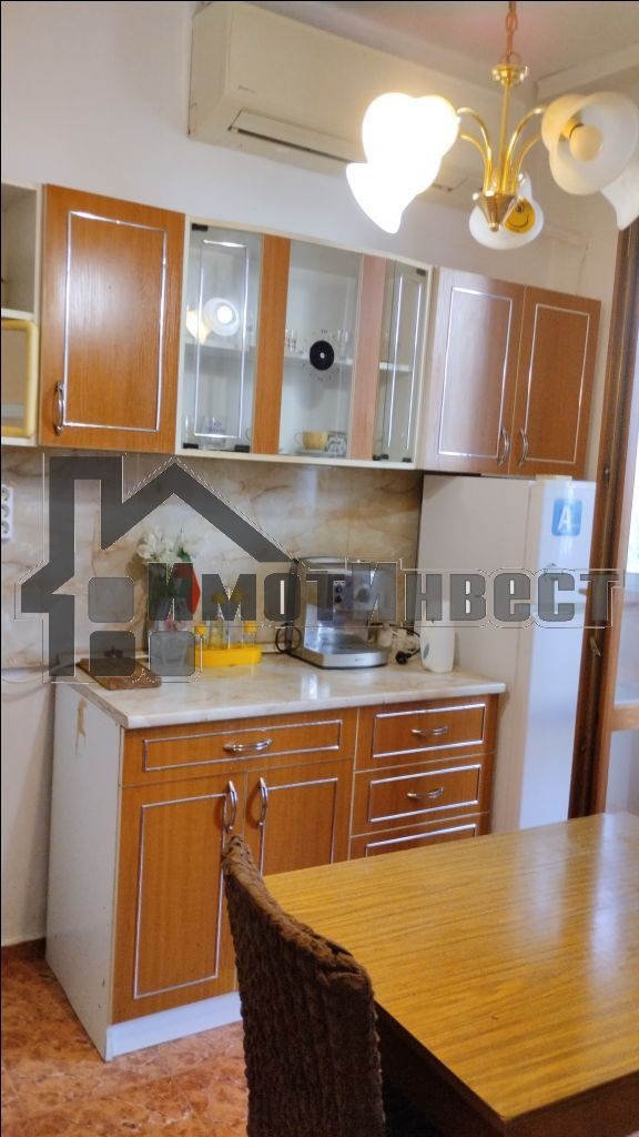 Продава 1-СТАЕН, гр. Ямбол, Център, снимка 2 - Апартаменти - 56070777
