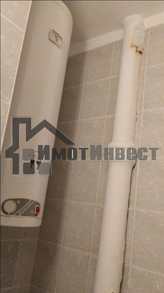 Продава 1-СТАЕН, гр. Ямбол, Център, снимка 13 - Апартаменти - 56070777