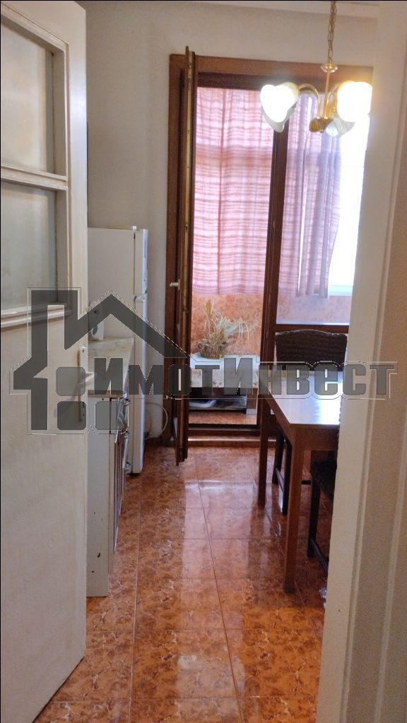 Продава 1-СТАЕН, гр. Ямбол, Център, снимка 6 - Апартаменти - 56070777